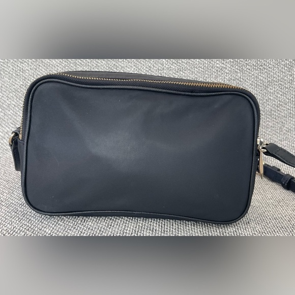 Stylish Black Bag with Gold Zipper - Picture 13 of 16